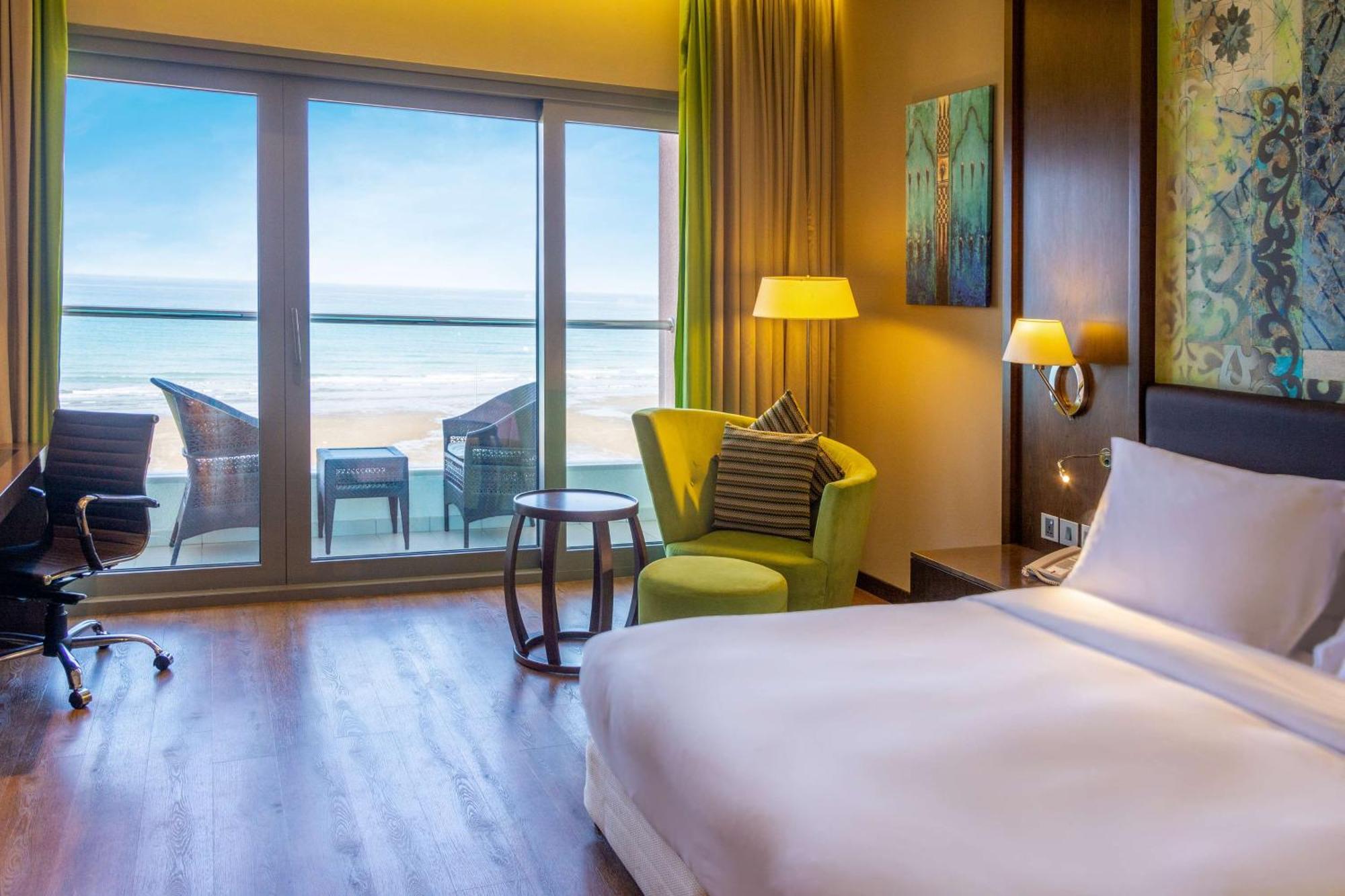 Radisson Blu Hotel & Resort, Сухар Екстер'єр фото